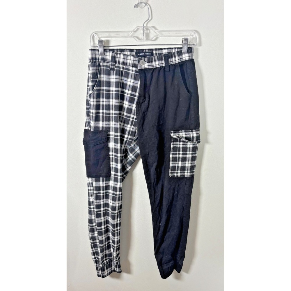 Almost Famous Women's Medium Split-Design Cargo Jogger Pants Black and White